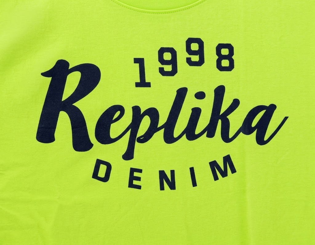 Camiseta Replika "Denim 1998" - Edición Neón